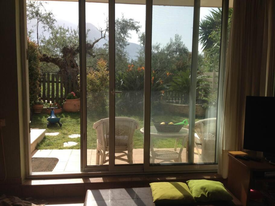 Ησυχες Διακοπες Villa Kalamata Bagian luar foto