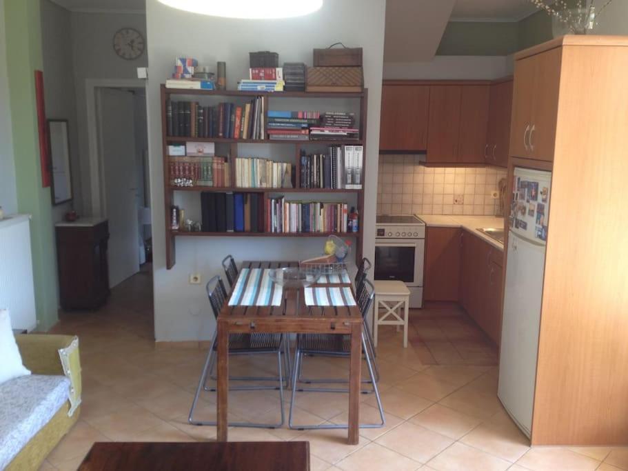 Ησυχες Διακοπες Villa Kalamata Bagian luar foto
