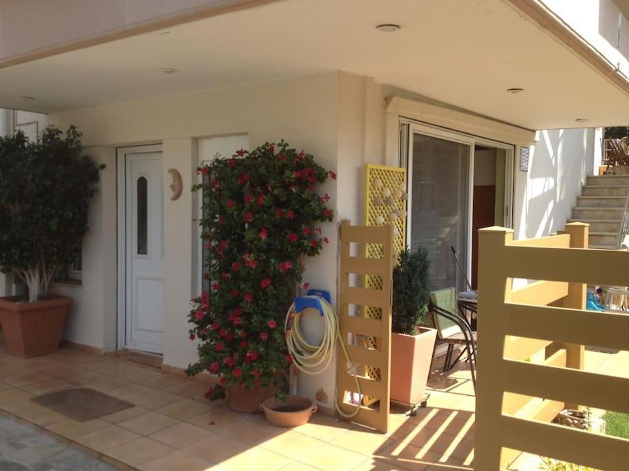 Ησυχες Διακοπες Villa Kalamata Bagian luar foto