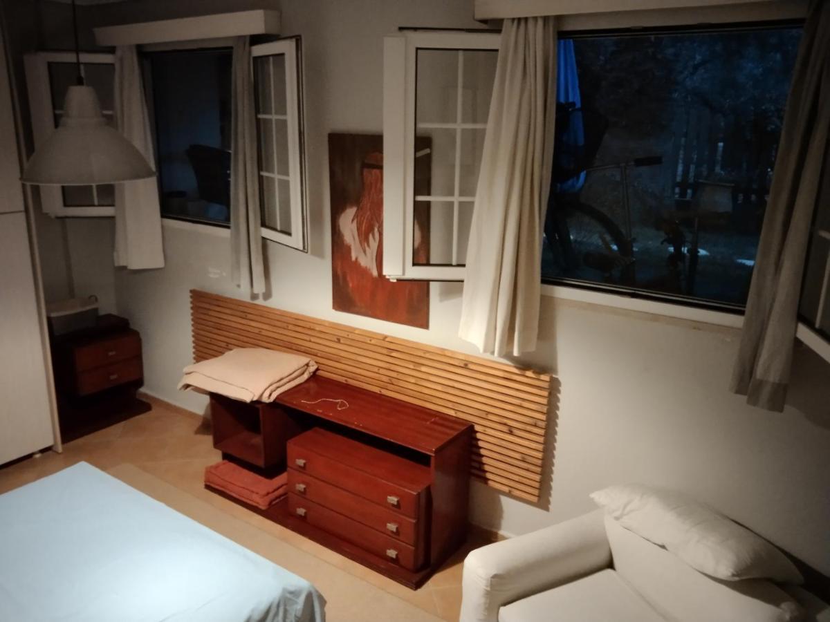 Ησυχες Διακοπες Villa Kalamata Bagian luar foto